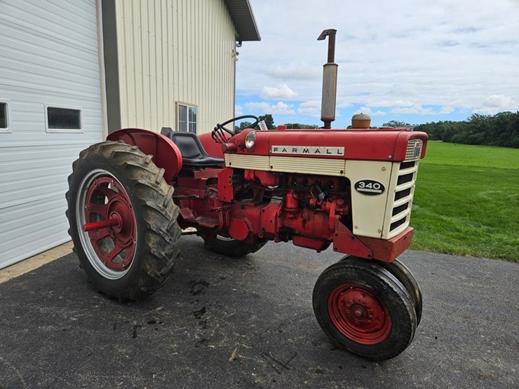 #2509-•-1959-farmall-340-tractor-image-7
