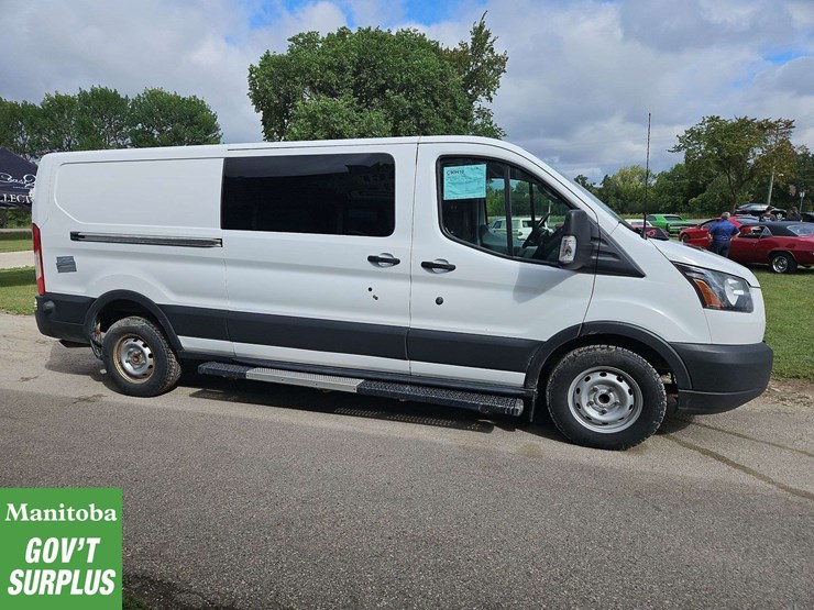 2017-ford-transit-image-7