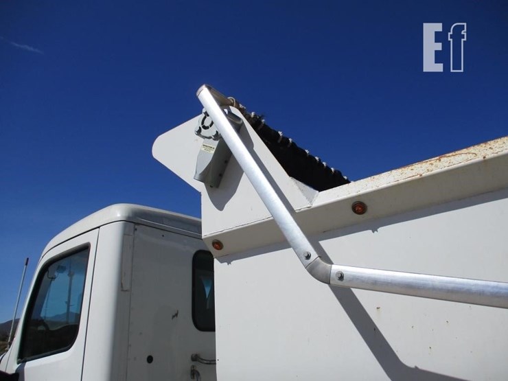 2016-peterbilt-579-image-26