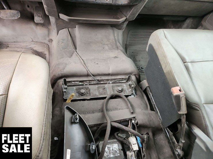 2023-ford-f350-image-33
