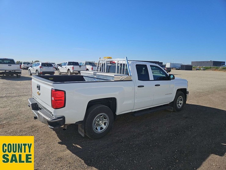2015-chevrolet-silverado-1500-image-4