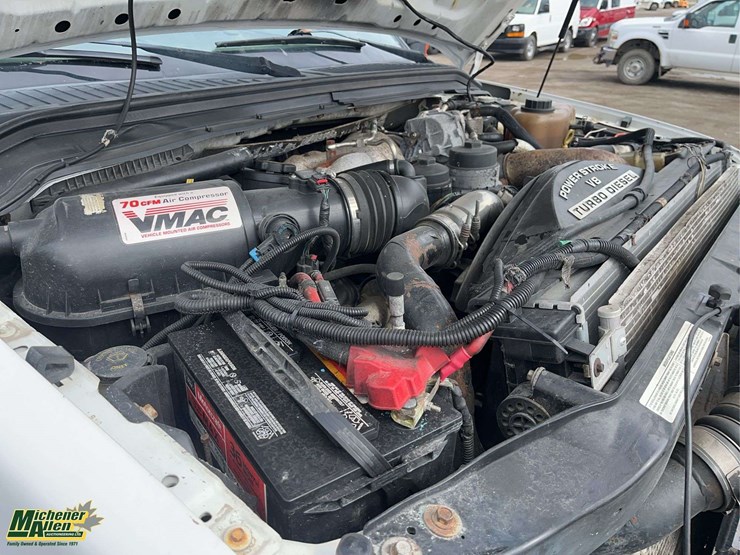 2008-ford-f550-image-23
