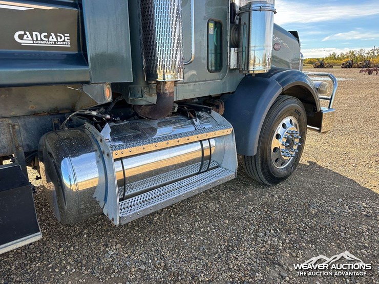 peterbilt-378-image-80