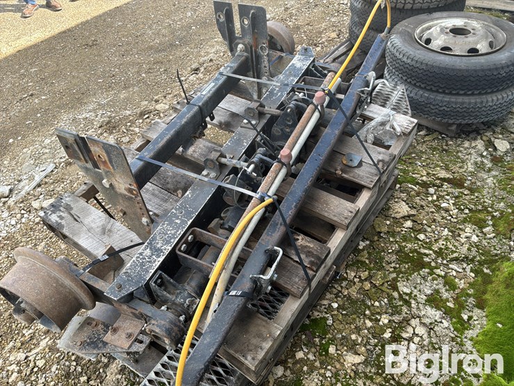 hi-rail-kit-w/wheels-and-tires-image-11