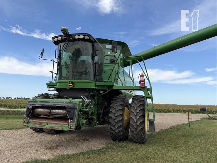 2009-john-deere-9770-sts-image-102