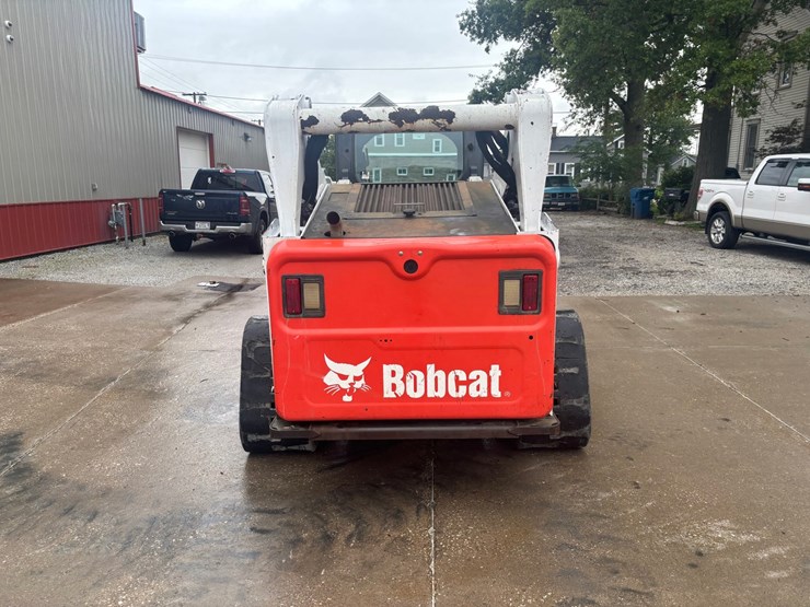 2015-bobcat-t770-image-3