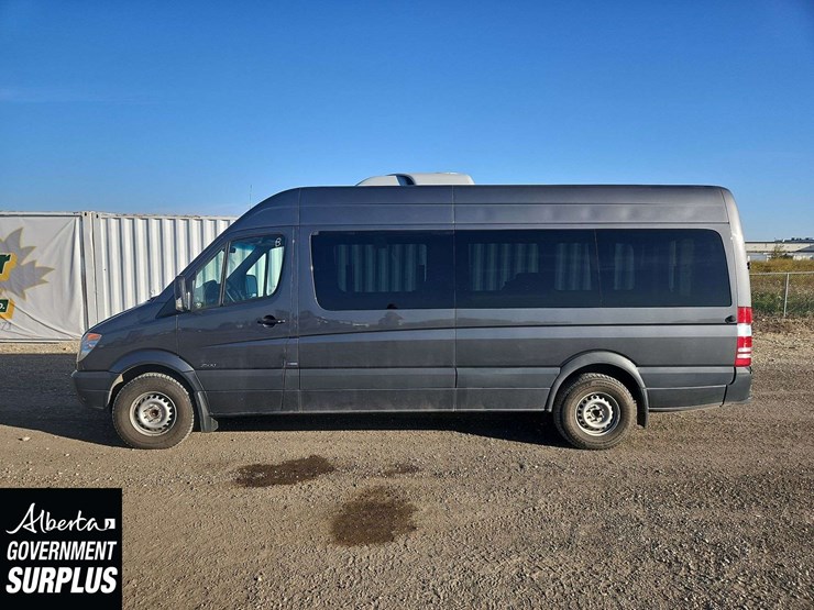 2012-mercedes-benz-sprinter-2500-image-5