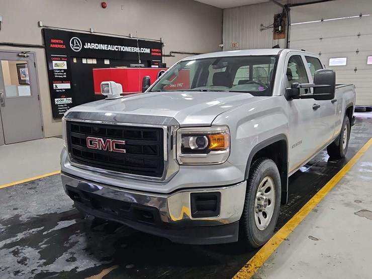 2014-gmc-sierra-1500-image-1