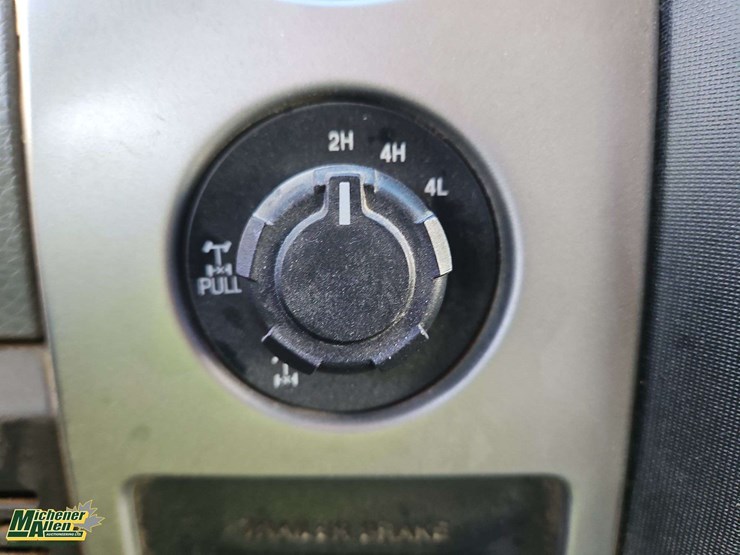 2013-ford-f150-image-21