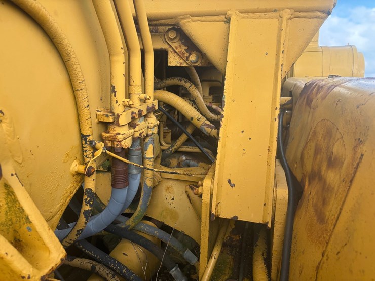 caterpillar-613-image-43
