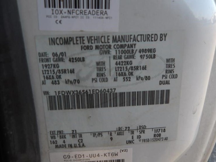 2001-ford-f350-image-26