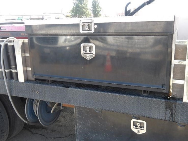 2016-ford-f550-image-12