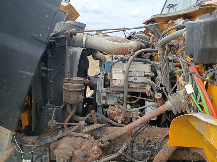 2000-international-4900-image-13