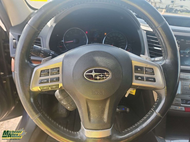 2014-subaru-outback-image-18