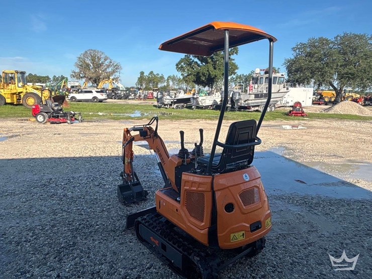 2026-lhr-me10x1-mini-excavator-image-4