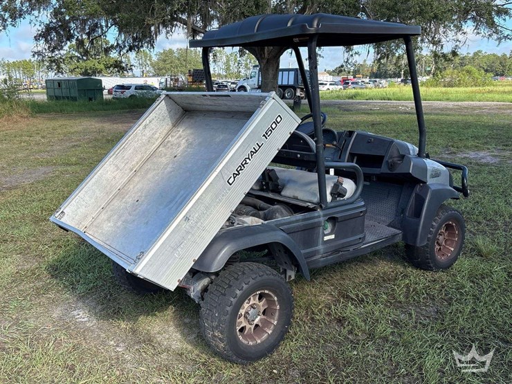 2019-club-car-carryall-1500-4x4-diesel-utility-cart-image-3