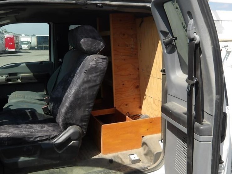 2015-ford-f450-image-21
