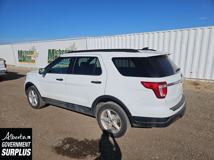 ford-explorer-image-3
