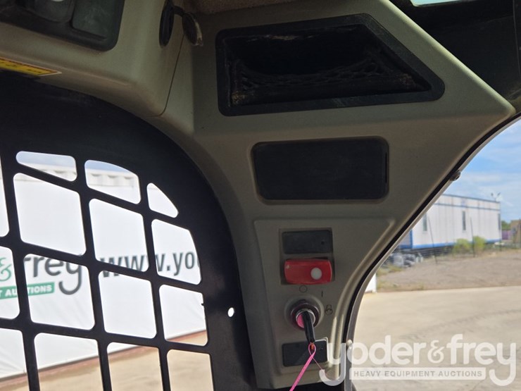 2019-caterpillar-289d-image-48