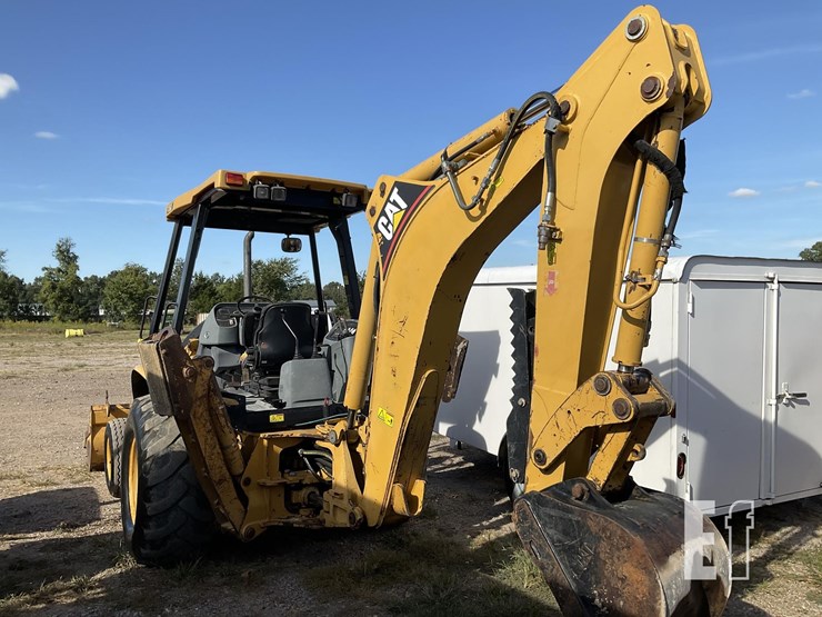 caterpillar-416d-image-8