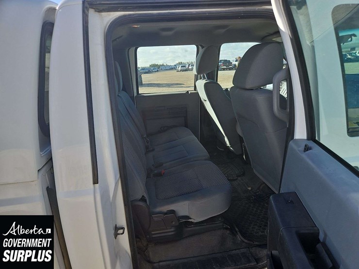 2011-ford-f350-image-16