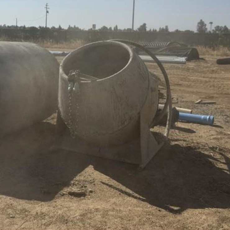 Clemco Concrete Bucket