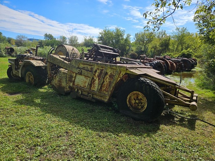 #2520-•-john-deere-paddle-scraper-image-3