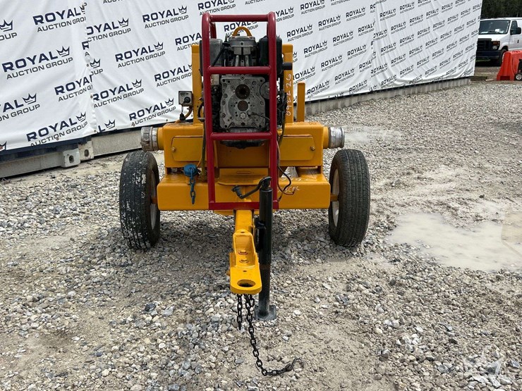 2004-towable-double-diaphragm-pump-image-13