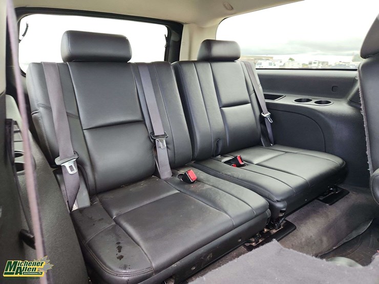 2014-gmc-yukon-xl-denali-image-21