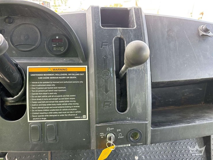 2023-club-car-carryall-1500-4x4-diesel-utility-cart-image-21