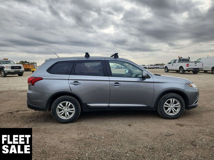 2016-mitsubishi-outlander-image-7