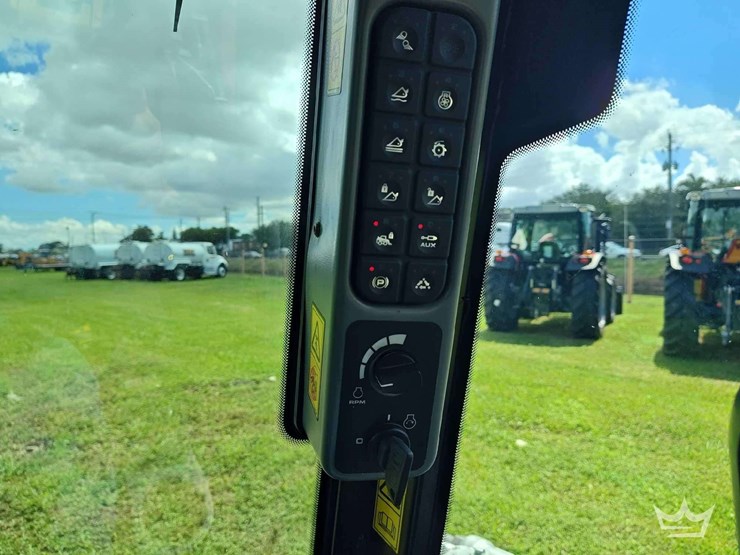 jcb-3ts-8t-image-19