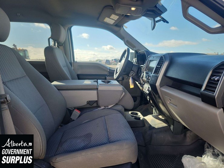 2019-ford-f150-image-17