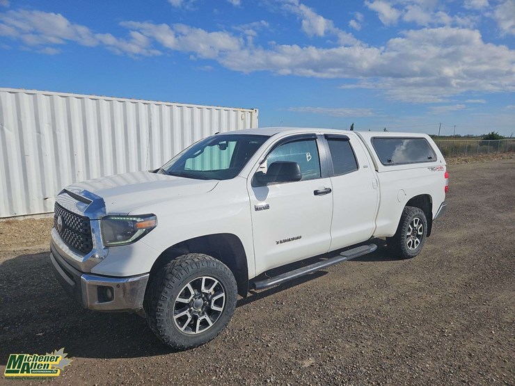 2019-toyota-tundra-image-1