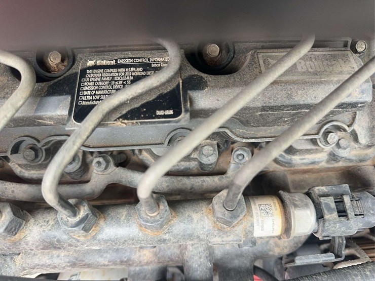 2019-bobcat-t595-image-19