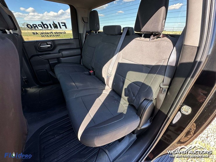 gmc-sierra-2500hd-image-29