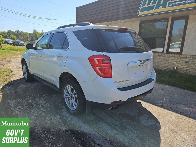 2017-chevrolet-equinox-image-8