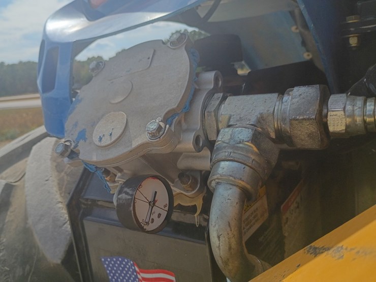2021-new-holland-ts6.110-image-59