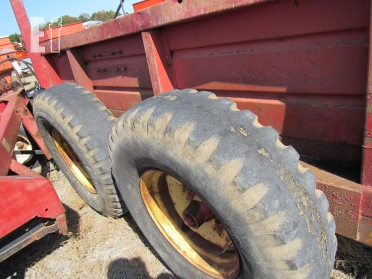 new-holland-791-image-5