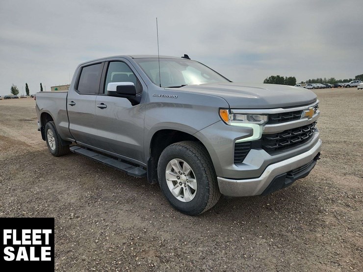 2023-chevrolet-silverado-1500-image-2