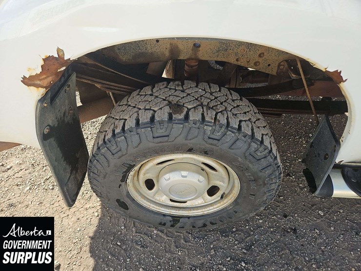 2011-ford-f350-image-11