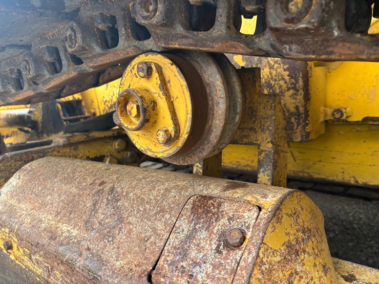 komatsu-d37e-2-image-29