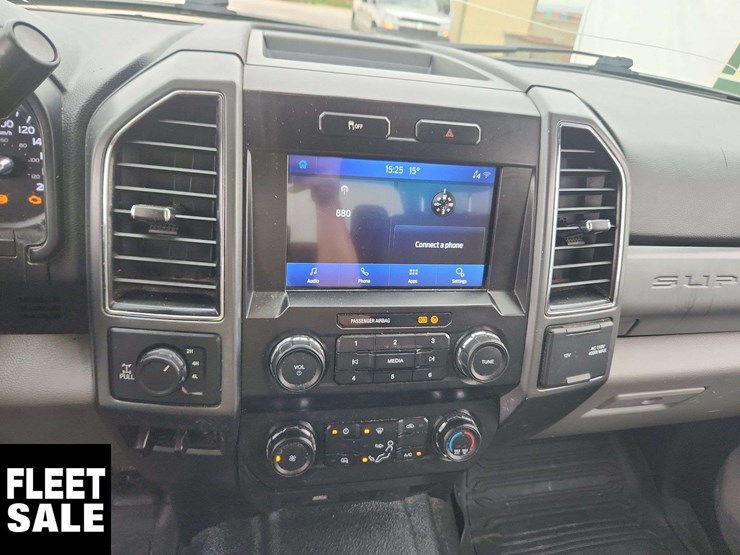 2021-ford-f250-image-21