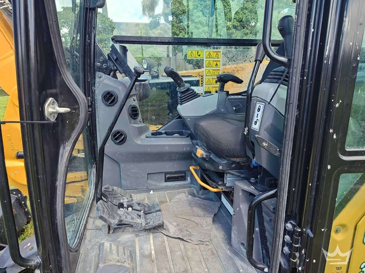 2021-caterpillar-308cr-image-15