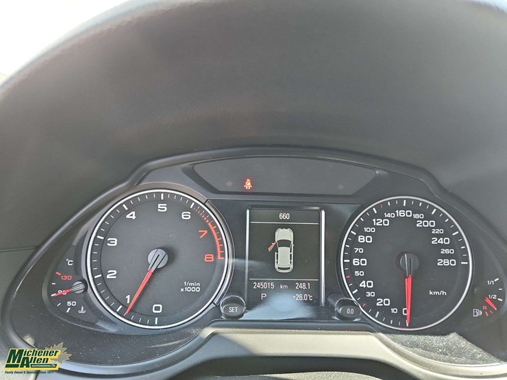 2012-audi-q5-image-15