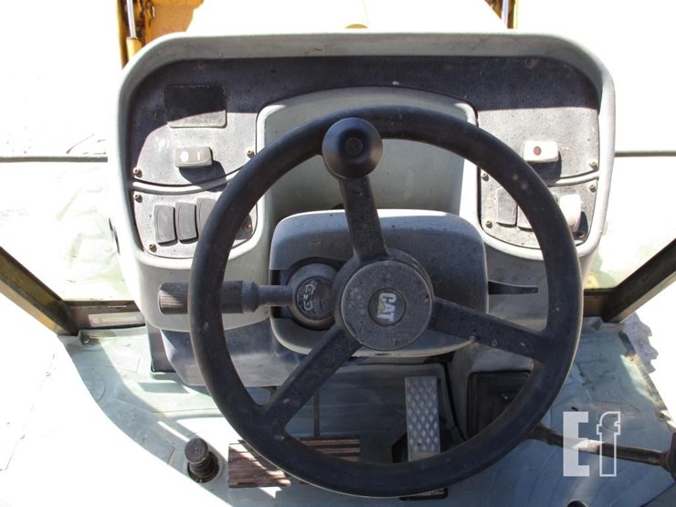 2005-caterpillar-430d-image-10