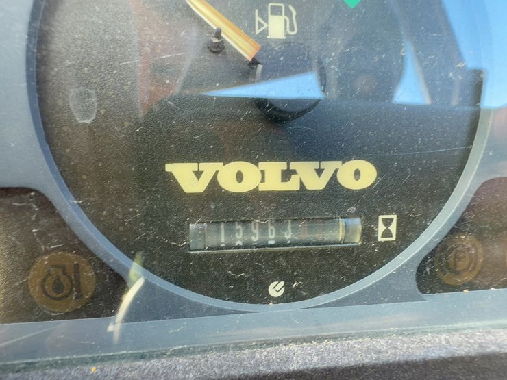 2006-volvo-l20b-image-24