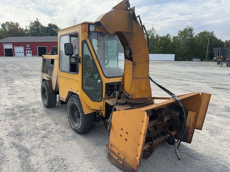 trackless-mt5t-image-3