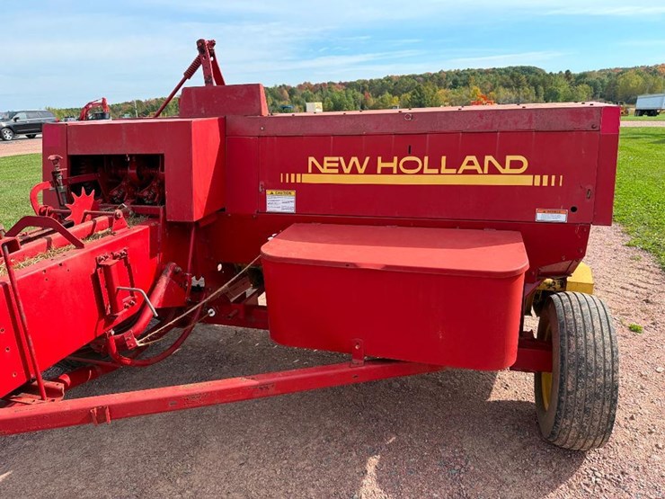 new-holland-575-image-12