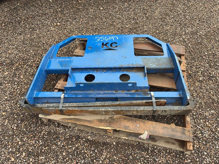 mini-skid-fork-left-frame-and-forks-image-1
